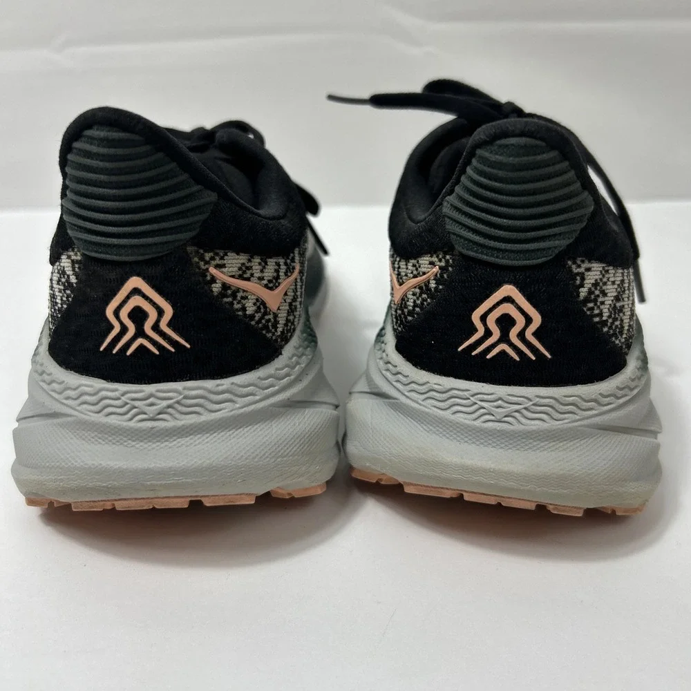 Hoka One One Challenger ATR 7 Shoes Womens Size 7.5B Trail Running